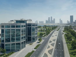 عرض "لِعماد" للاستحواذ على كامل أسهم مجموعة موانئ أبوظبي