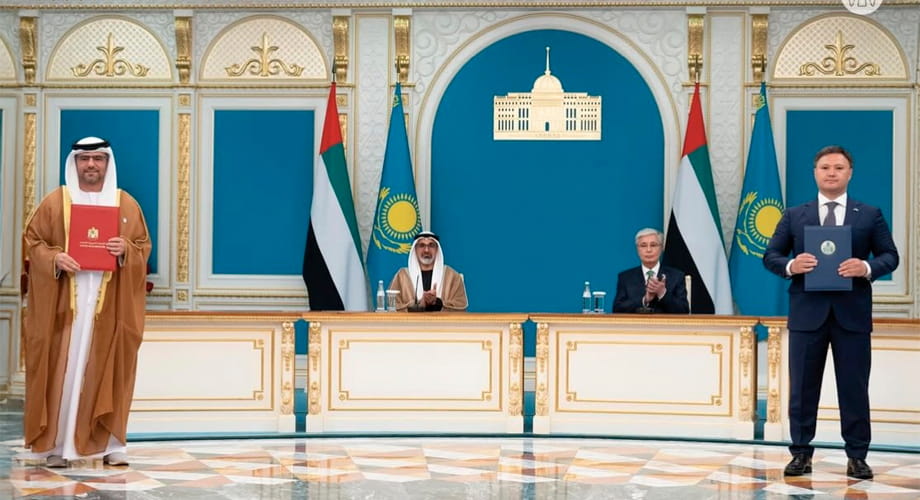 مجموعة موانئ أبوظبي تبرم شراكات تجارية لتعزيز حضورها في كازاخستان