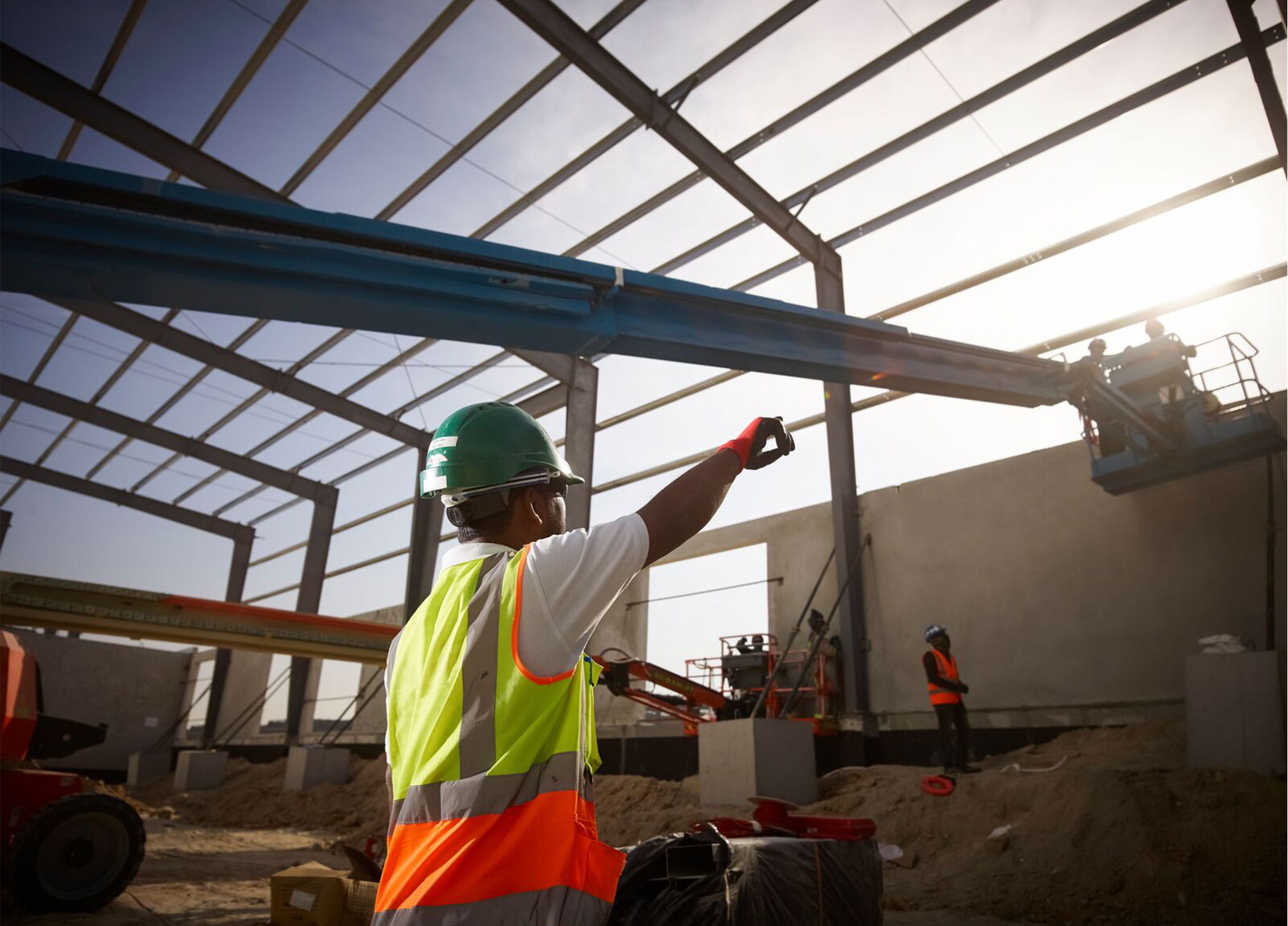 "أيميرجينغ وورلد" توقع اتفاقية تأجير مع مجموعة كيزاد لتأسيس منشأة صناعية لصالح "بران للأغذية"