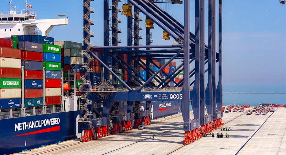 The CMA CGM Iron, the First Dual-Fuel Methanol Vessel to Visit Abu Dhabi, Makes Historic Port Call at Khalifa Port